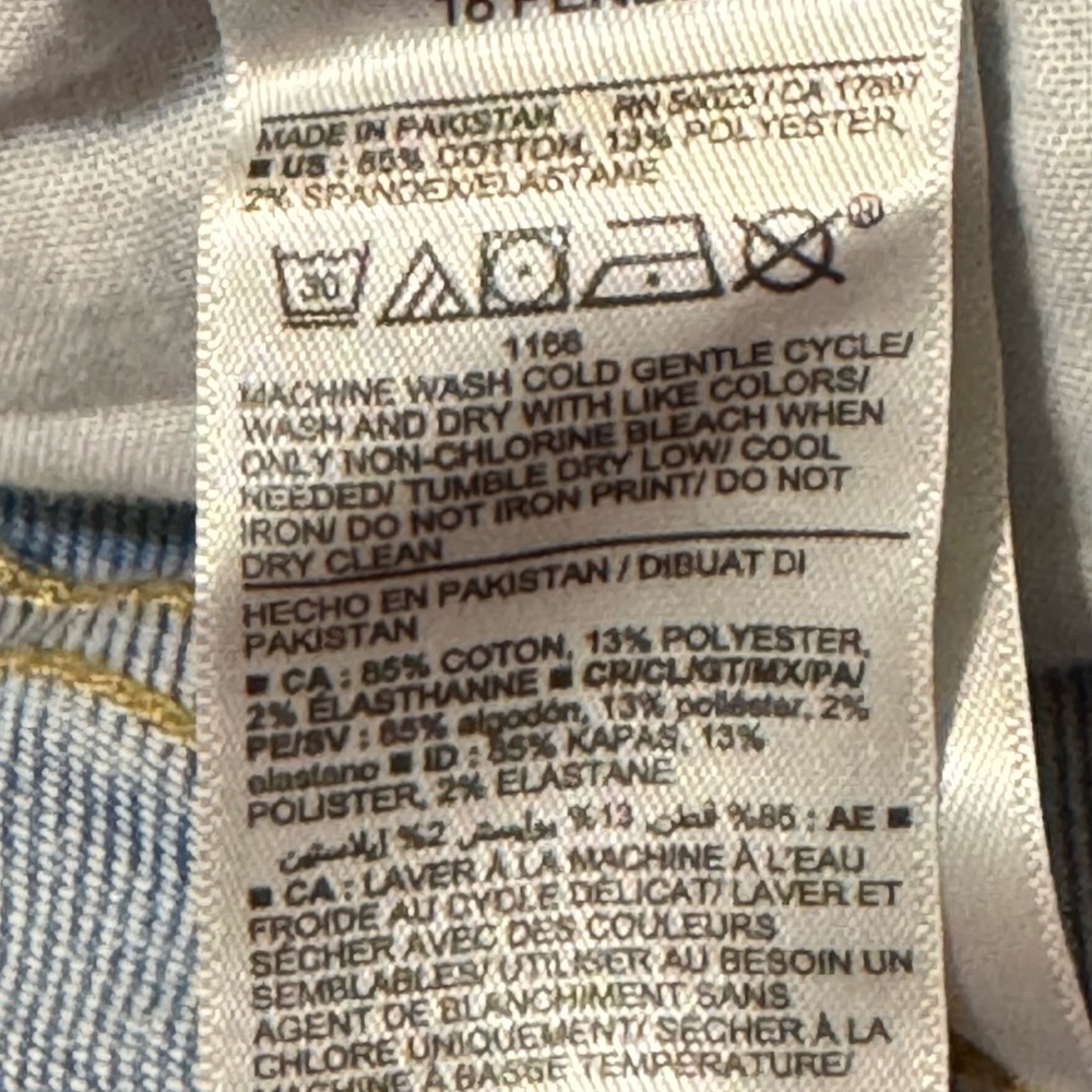 Old Navy O.G. Straight Hi-Rise Distressed Plus Size Jeans - Picture 4 of 6